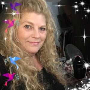 Meet your Posher, Sandy